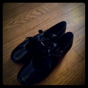 Kids tap shoes